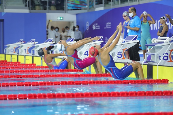 أبوظبي تستضيف البطولة العربية للسباحة لفئة العمومي